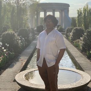 Meet your Posher, Elisha